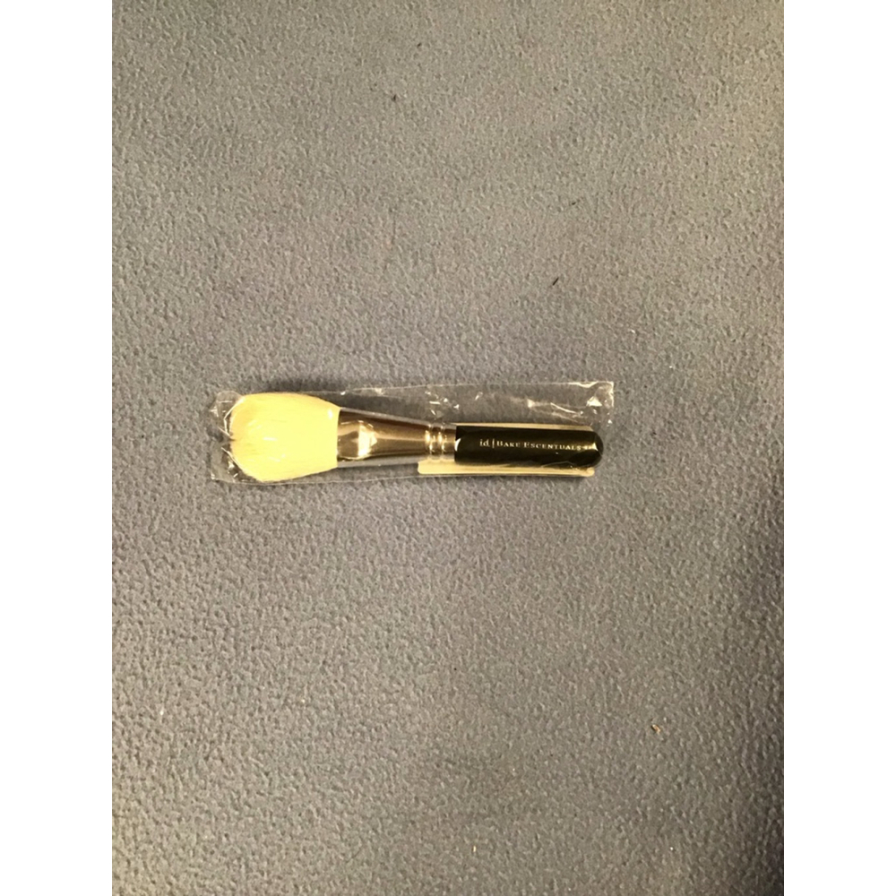 Bare Escentuals Soft Sweep Cheek Makeup Brush Cream Black